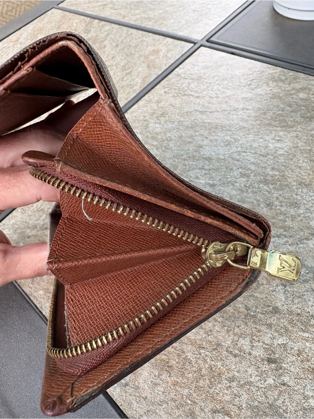 Louis Vuitton iconic lv